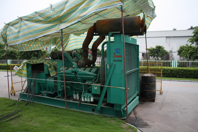 札达康明斯发电机租用：安全、高效、便捷！